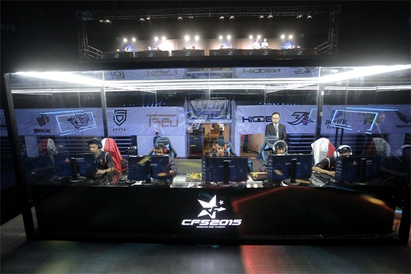 EDG公布春季赛大名单：主教练Maokai 监督Clearlove